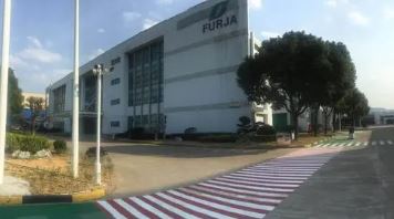 富佳实业IPO隐患：9成营收依赖一家公司 与实控人女儿公司交易爆雷