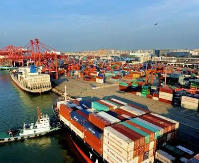 海关总署：上半年外贸总值超18万亿元 同比增长27.1%