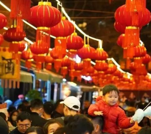春节消费市场亮点多活力足
