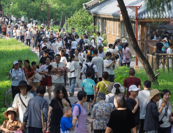 春秋小假期撬动消费大市场