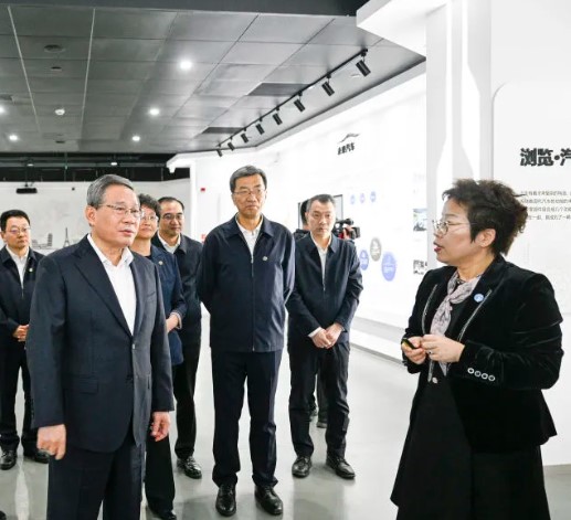 李强在上海调研时强调