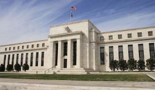 美联储面临加码货币宽松压力